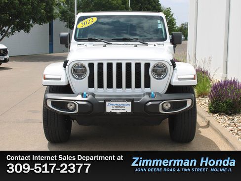 Used 2022 Jeep Wrangler Unlimited Sahara w/ Cold Weather Group AWD/4WD image 4