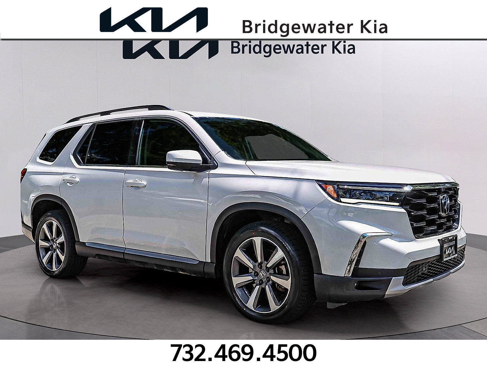 Used 2023 Honda Pilot Elite image 1
