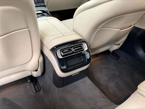 Used 2022 Mercedes-Benz S 580 4MATIC Sedan image 10