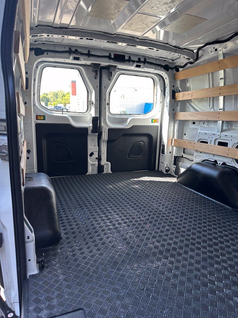 Used 2025 Ford Transit 250 Low Roof w/ Exterior Upgrade Package RWD image 25