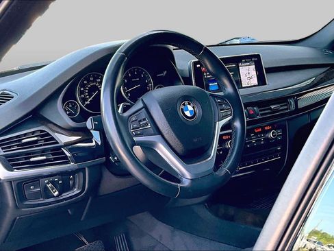 Used 2018 BMW X5 sDrive35i w/ M Sport Package RWD image 16