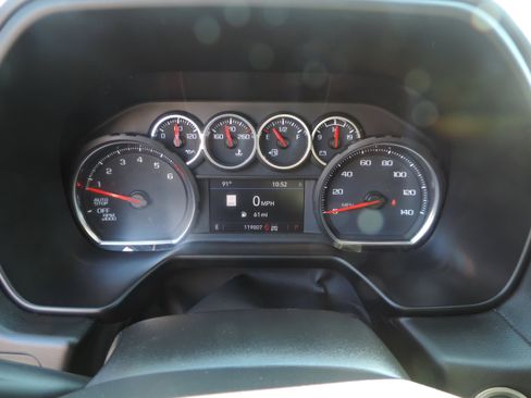 Used 2021 Chevrolet Tahoe Z71 w/ Rear Media and Nav Package image 9