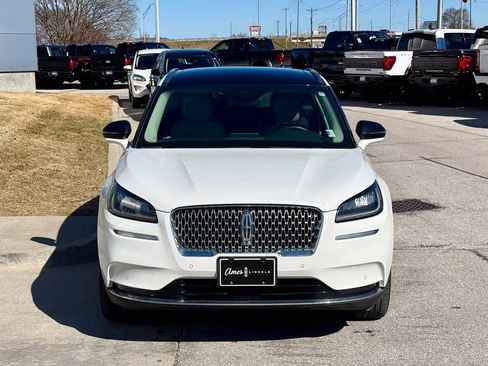 Used 2020 Lincoln Corsair Reserve w/ Equipment Group 201A image 8