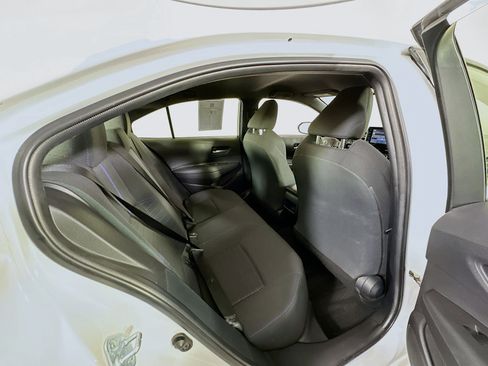 Used 2022 Toyota Corolla SE image 29