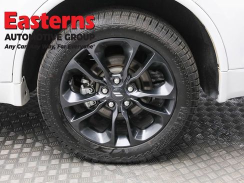 Used 2022 Dodge Durango GT w/ Blacktop Package image 8