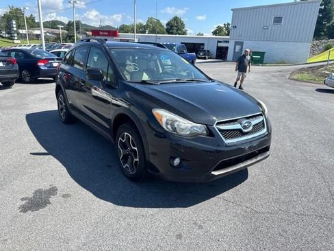 Used 2014 Subaru Crosstrek 2.0i Limited AWD/4WD image 2