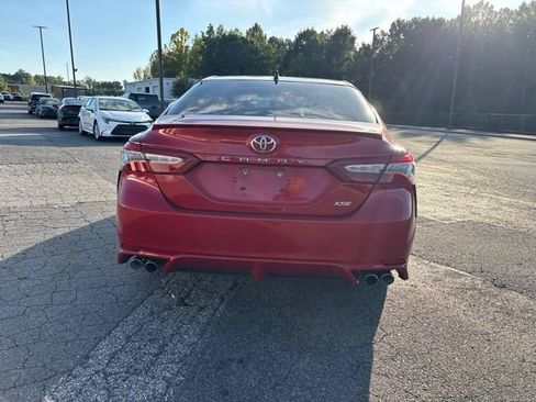 Used 2019 Toyota Camry XSE FWD image 5