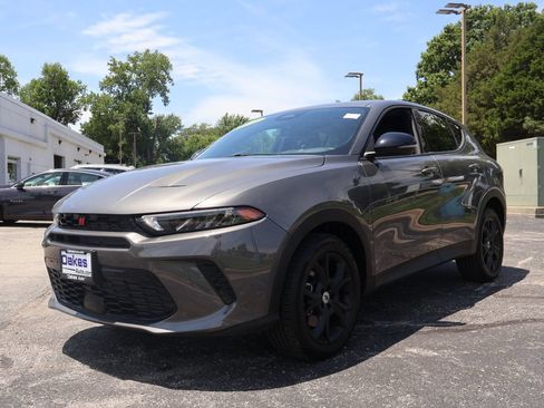 Used 2025 Dodge Hornet GT w/ GT Blacktop Package AWD/4WD image 4