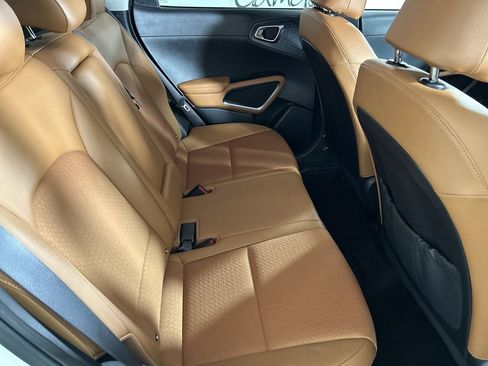Used 2025 Kia Soul EX image 24