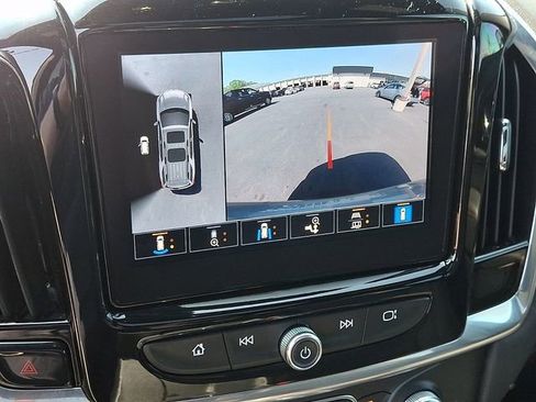 Used 2023 Chevrolet Traverse RS w/ LPO, Floor Liner Package AWD/4WD image 19