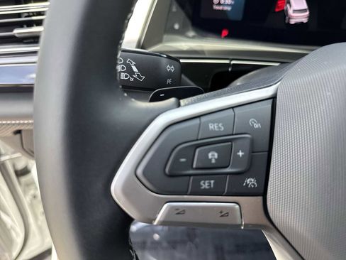 Used 2026 Volkswagen Atlas Cross Sport SE image 30