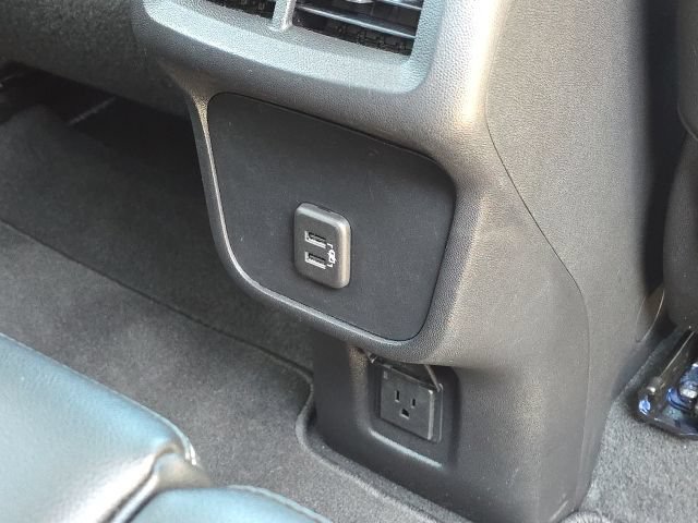 Used 2023 GMC Terrain SLT w/ Tech Package AWD/4WD image 19