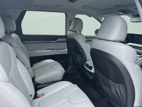 Used 2022 Hyundai Palisade SEL w/ Convenience Package FWD image 22