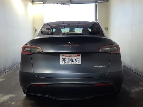 Used 2022 Tesla Model Y Long Range AWD/4WD image 4
