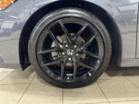 Used 2023 Honda Civic Sport image 10