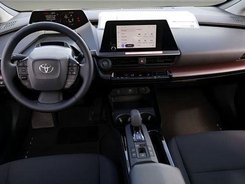 New 2026 Toyota Prius SE image 18