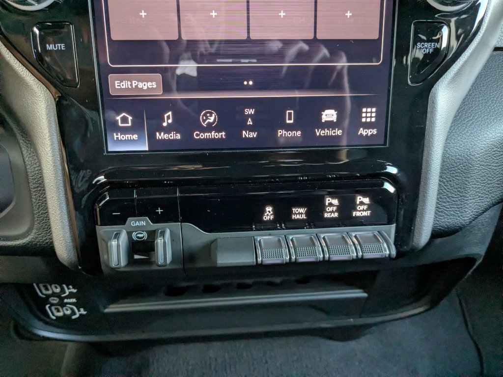 Used 2026 RAM 2500 Big Horn AWD/4WD image 11