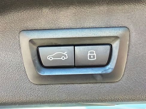 Used 2026 BMW X7 xDrive40i AWD/4WD image 14