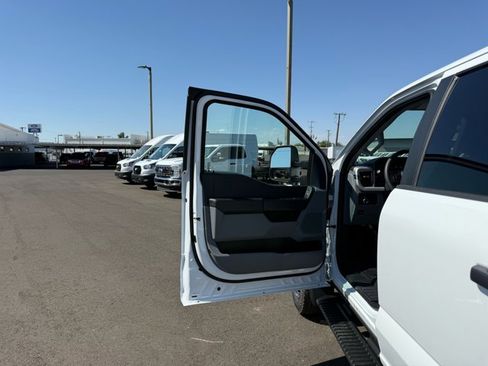New 2026 Ford F550 4x4 Crew Cab image 11