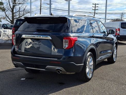 Certified 2022 Ford Explorer Limited w/ Limited Technology Package image 10