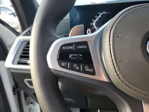 Used 2025 BMW X7 xDrive40i w/ M Sport Package AWD/4WD image 28