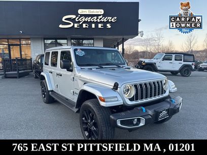 Used 2024 Jeep Wrangler Unlimited Sahara w/ Technology Group