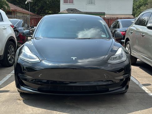 Used 2022 Tesla Model 3 Performance AWD/4WD image 2