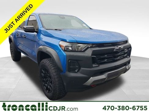Used 2023 Chevrolet Colorado Trail Boss w/ Technology Package AWD/4WD image 1