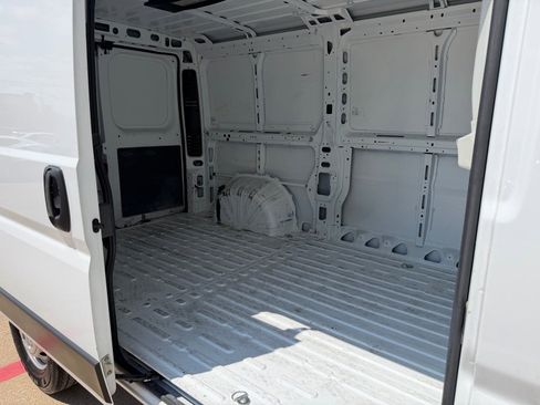Used 2023 RAM ProMaster 3500 w/ Safety Group FWD image 10