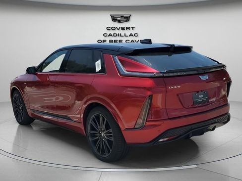 New 2026 Cadillac Lyriq V image 7