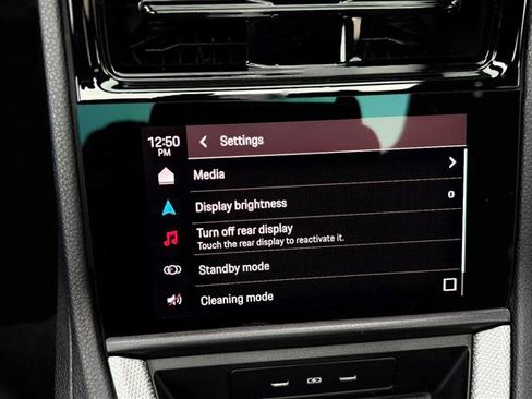 Used 2025 Porsche Panamera 4 w/ Premium Package image 38