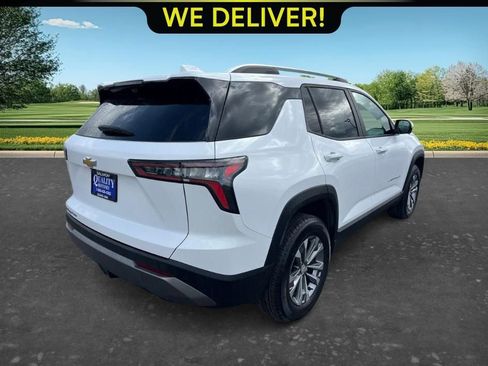 Used 2025 Chevrolet Equinox LT w/ Convenience Package II AWD/4WD image 5