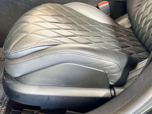 Certified 2022 Mercedes-Benz S 500 4MATIC image 18