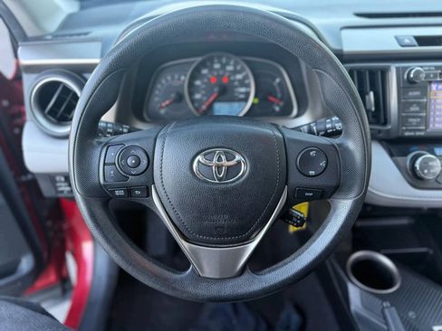 Used 2013 Toyota RAV4 XLE AWD/4WD image 15
