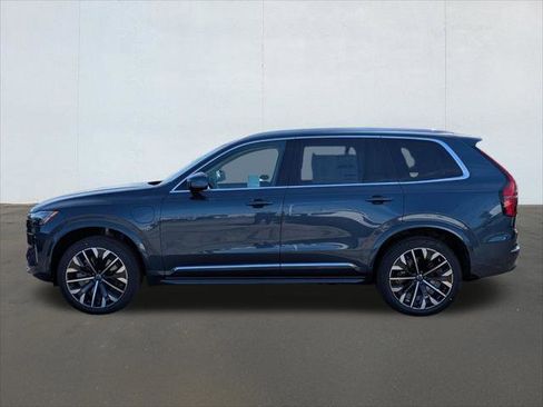 New 2026 Volvo XC90 T8 Ultra w/ Protection Package Premier image 3