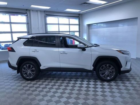 Used 2024 Toyota RAV4 Limited w/ Advanced Technology Package AWD/4WD image 36