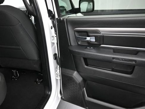 Used 2024 RAM 1500 Warlock RWD image 13