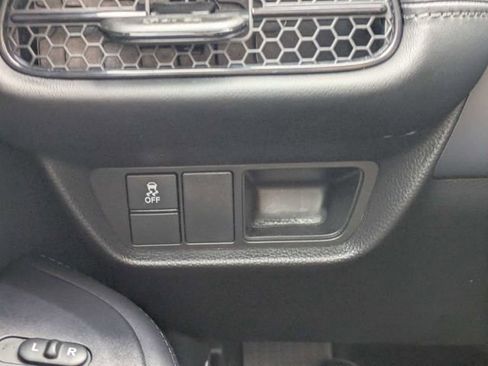 Used 2024 Honda HR-V LX image 21