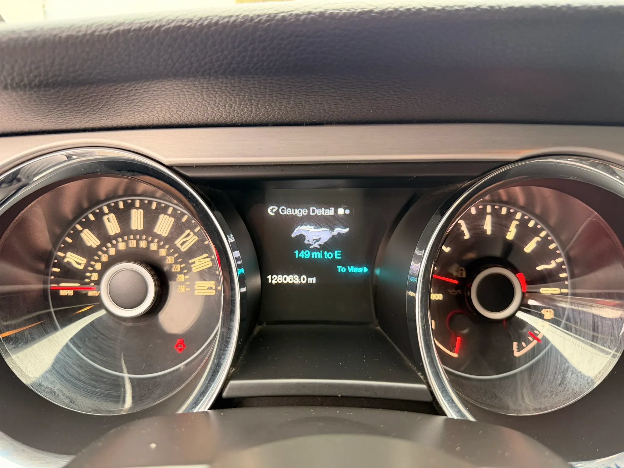 Used 2014 Ford Mustang Premium RWD image 29