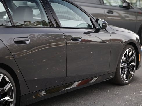 New 2026 BMW 530i w/ M Sport Package image 8