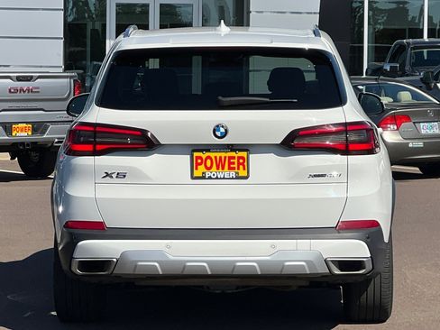 Used 2023 BMW X5 xDrive40i image 5