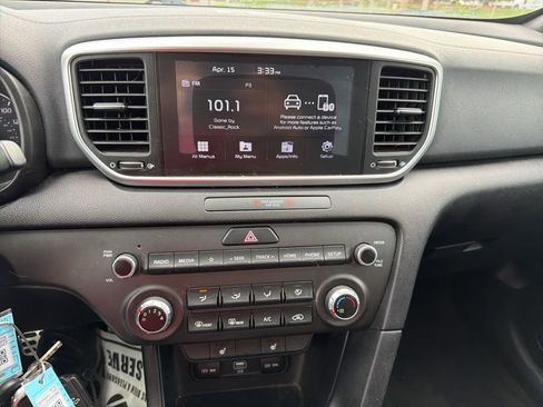 Used 2020 Kia Sportage S w/ S Sunroof Package image 13