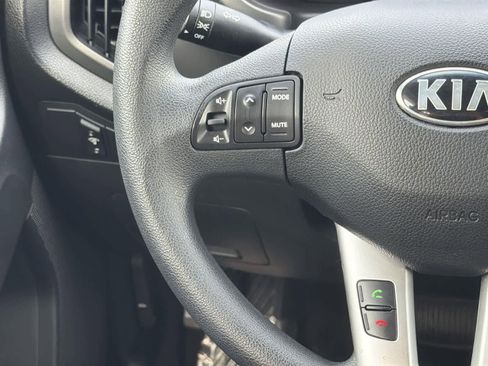 Used 2013 Kia Sportage LX image 12