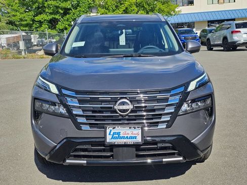 New 2026 Nissan Rogue Platinum w/ Platinum Premium Package AWD/4WD image 2