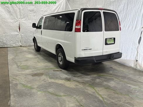 Used 2019 Chevrolet Express 2500 LS w/ Driver Convenience Package RWD image 7