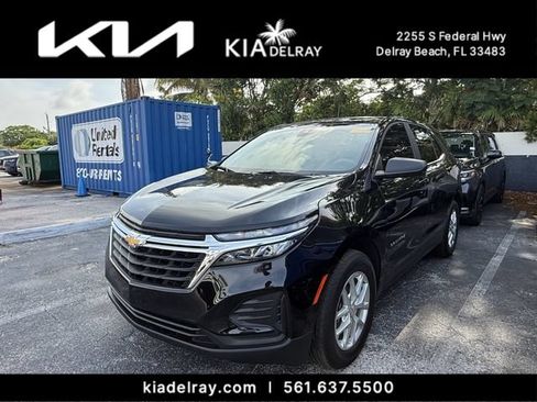 Used 2024 Chevrolet Equinox LS w/ LS Convenience Package FWD image 4