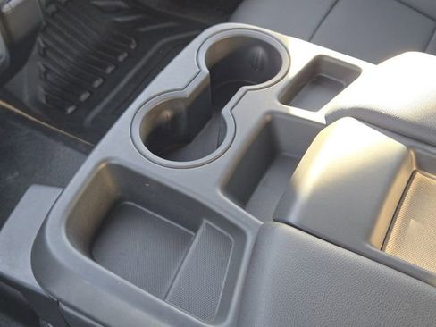 Used 2021 GMC Sierra 2500 4x4 Crew Cab w/ Convenience Package image 21