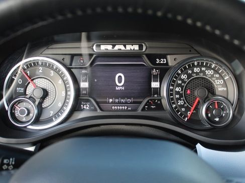 Used 2022 RAM 1500 Laramie w/ Sport Appearance Package image 32