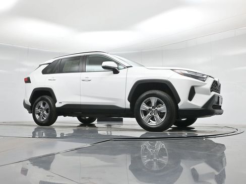 Used 2024 Toyota RAV4 LE image 46