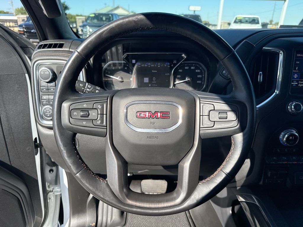 Used 2021 GMC Sierra 1500 AT4 w/ AT4 Premium Package AWD/4WD image 23